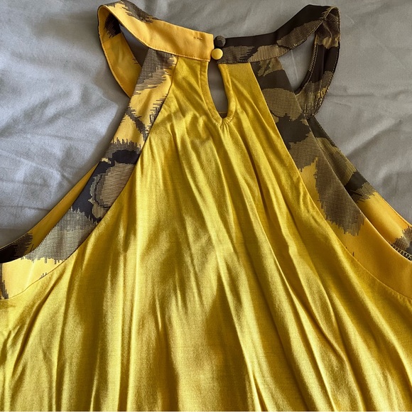 Outback Red by The Limited Sleeveless Top * Size S - Picture 5 of 5